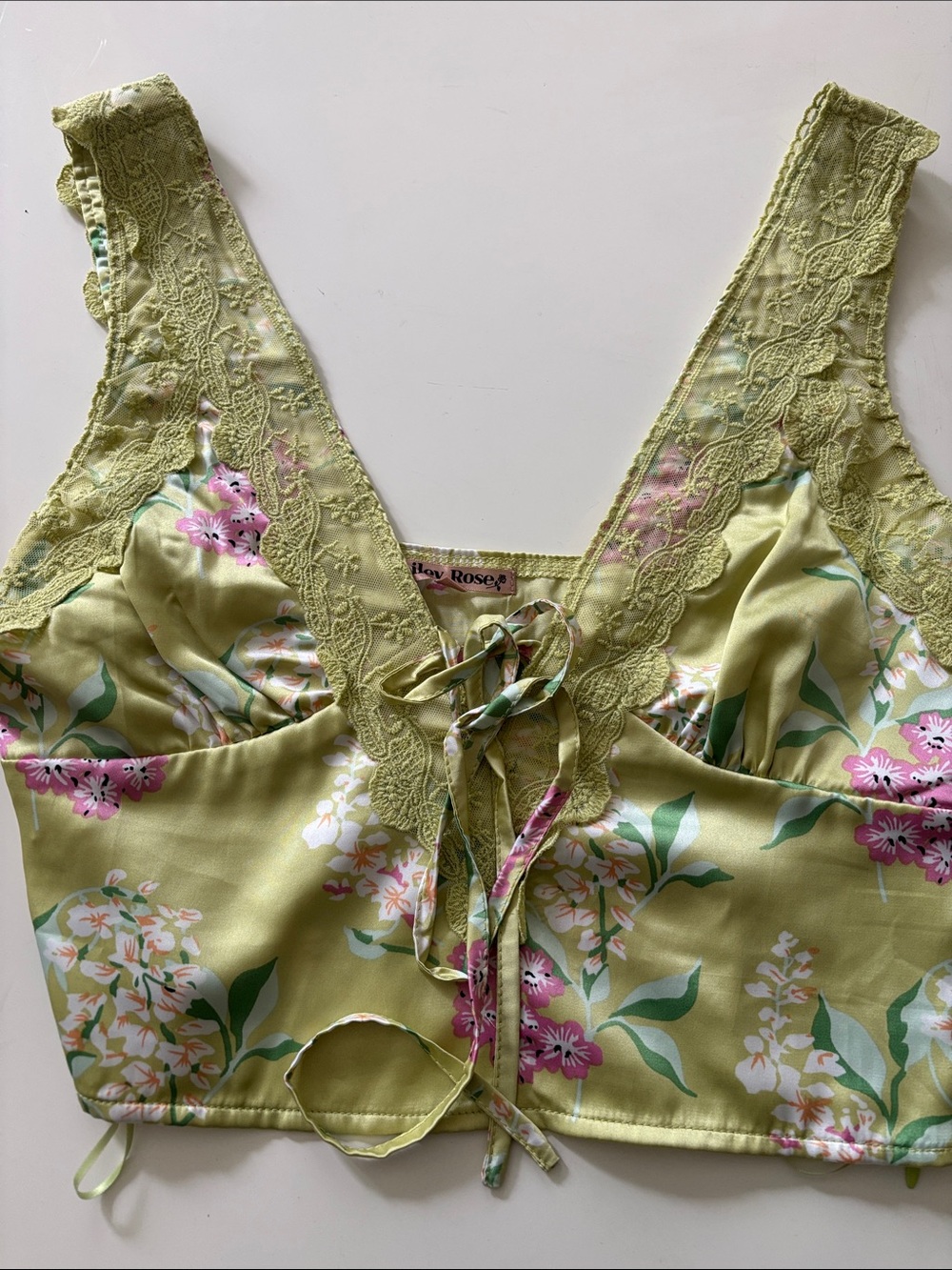 Lace-Trim Floral Satin Bandeau in Light Green